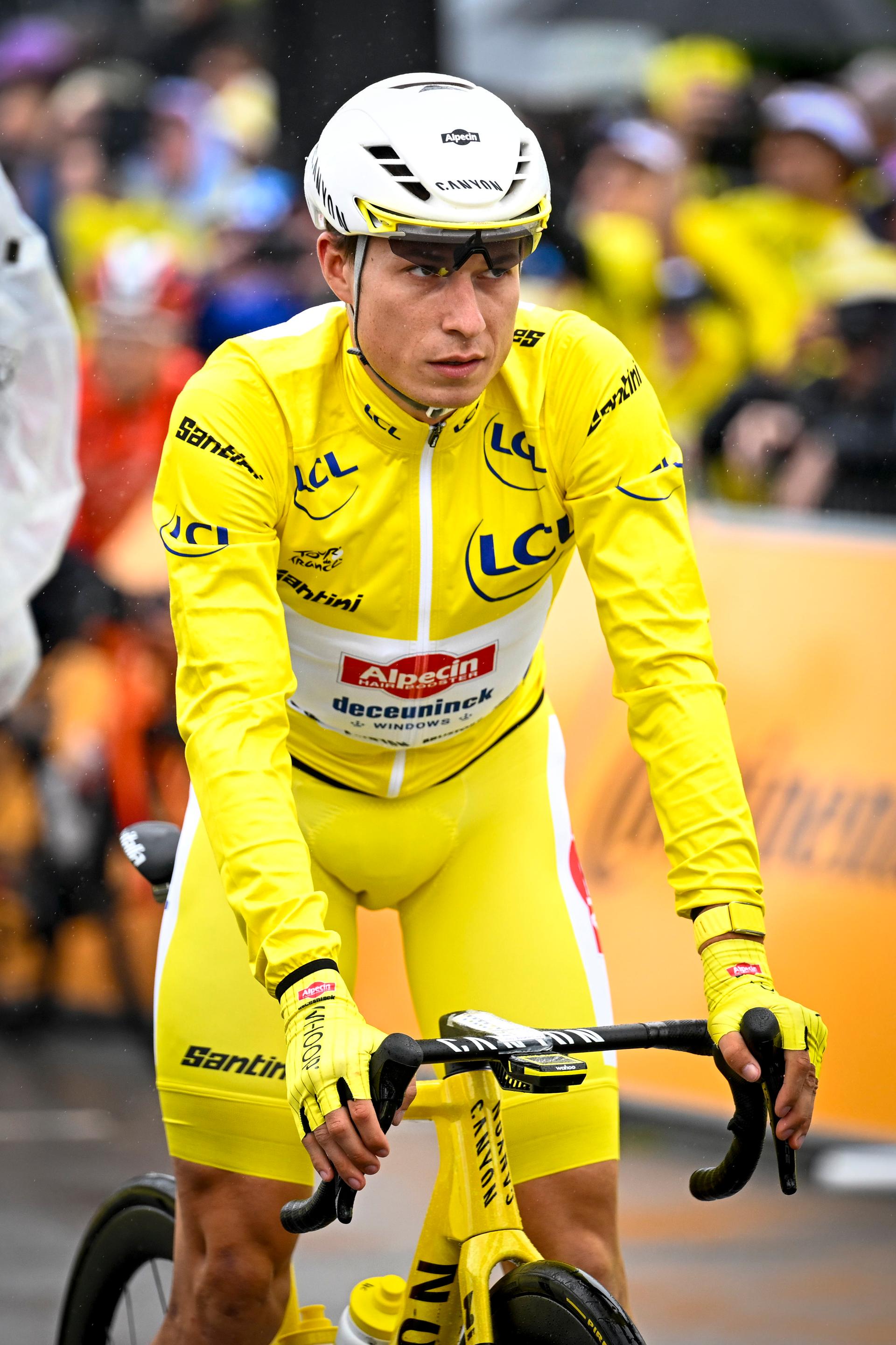 Belgian Jasper Philipsen of Alpecin-Deceuninck wearing the yellow jersey pictured at the start of the second stage of the 2025 Tour de France cycling race, from Lauwin-Planque to Boulogne-sur-Mer (212 km), on Sunday 06 July 2025 in France. The 112th edition of the Tour de France starts on Saturday 5 July in Lille, and will finish in Paris on the 27th of July. BELGA PHOTO DAVID PINTENS
