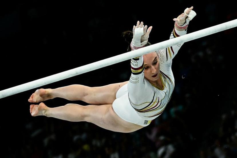 Belgium's Nina Derwael competes in the artistic gymnastics women's uneven bars final during the Paris 2024 Olympic Games at the Bercy Arena in Paris, on August 4, 2024.  Loic VENANCE / AFP
