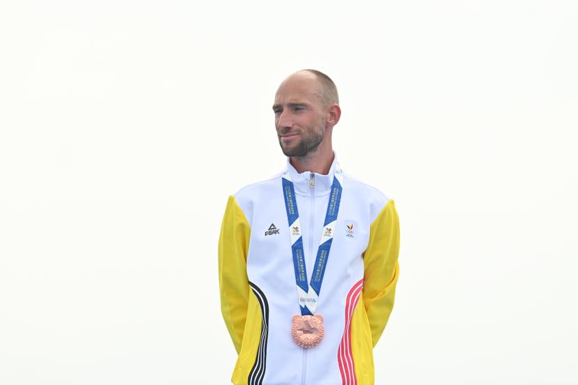 ATTENTION EDITORS - HANDOUT PICTURE - EDITORIAL USE ONLY - MANDATORY CREDIT BOIC - COIB   -  Vincent Bierinckx celebrates on the podium with the bronze medal at the Men duathlon event at the World Games 2025, in Chenghdu, China, on Saturday 9 AUgust 2025. This year, the World Games take place from 07 to 17 augustus. PHOTO HANDOUT BOIC - COIB