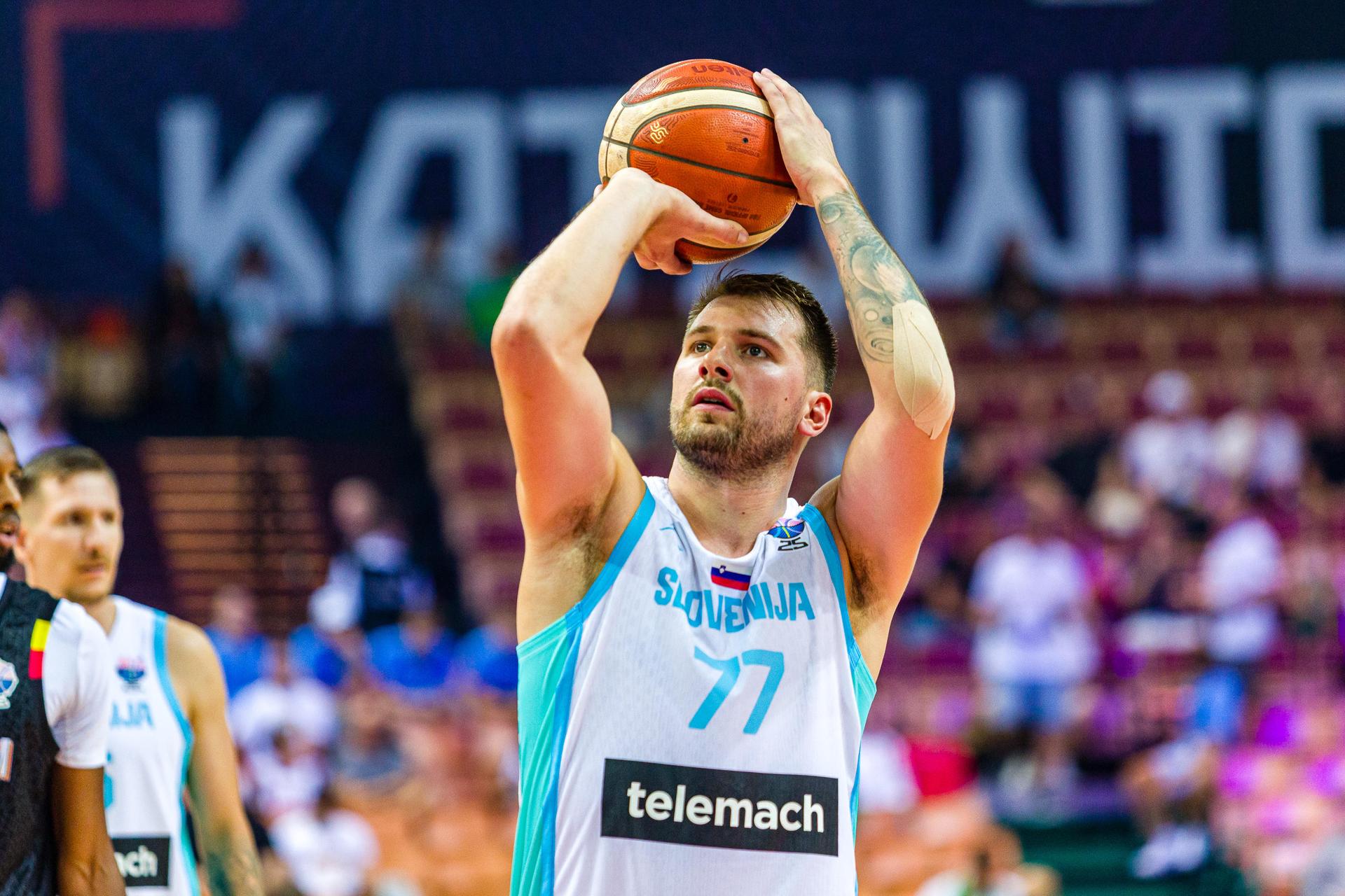 Slovenian Luka Doncic pictured in action during a basketball match between Belgium's national team Belgian Lions and Slovenia, Sunday 31 August 2025 in Katowice, Poland, the third game of the group stage of the Eurobasket 2025 European championships. BELGA PHOTO PAWEL PIETRANIK *** BELGIUM ONLY ***