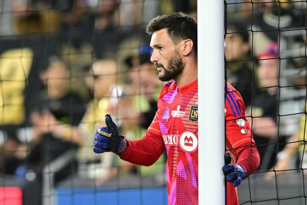 LAFC's French goalkeeper #01 Hugo Lloris gives a thumbs up as he sets up his wall the US Open Cup football final between Los Angeles FC and Sporting Kansas City at BMO Stadium in Los Angeles on September 25, 2024.  Frederic J. Brown / AFP