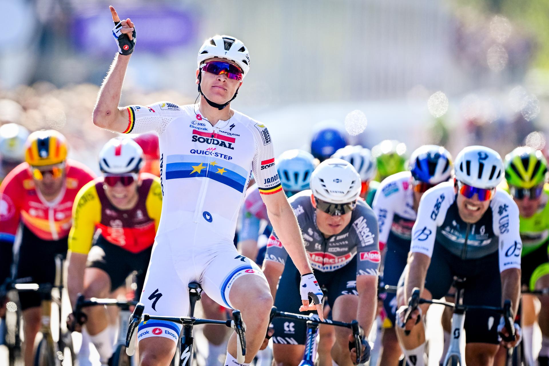 Belgian Tim Merlier of Soudal Quick-Step celebrates after winning the men's race of the 113th edition of the 'Scheldeprijs' one day cycling event, 202,8 km from Terneuzen, the Netherlands to Schoten, Belgium on Wednesday 09 April 2025. BELGA PHOTO ERIC LALMAND