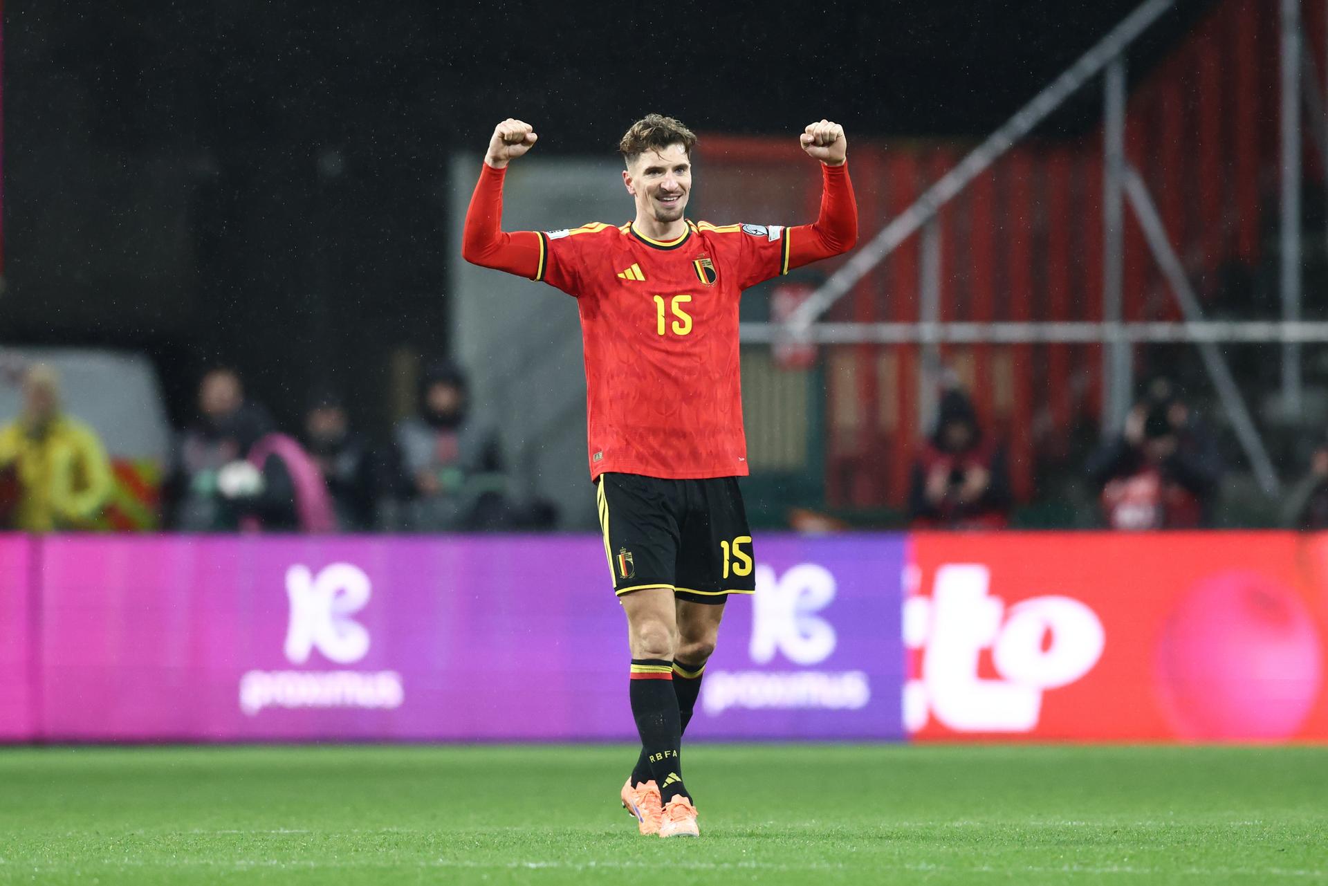 Belgium's Thomas Meunier celebrates after winning a soccer game between Belgium's Red Devils and Liechtenstein, the last FIFA World Cup 2026 qualification match, in Liege on Tuesday 18 November 2025. BELGA PHOTO BRUNO FAHY