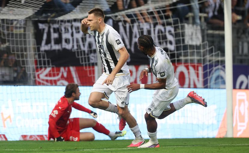 Charleroi's Aurelien Scheidler celebrates after scoring during a soccer match between Sporting Charleroi and Cercle Brugge, Saturday 19 September 2026 in Charleroi, on day 7 of the 2026-2027 'Jupiler Pro League' first division of the Belgian championship. BELGA PHOTO VIRGINIE LEFOUR