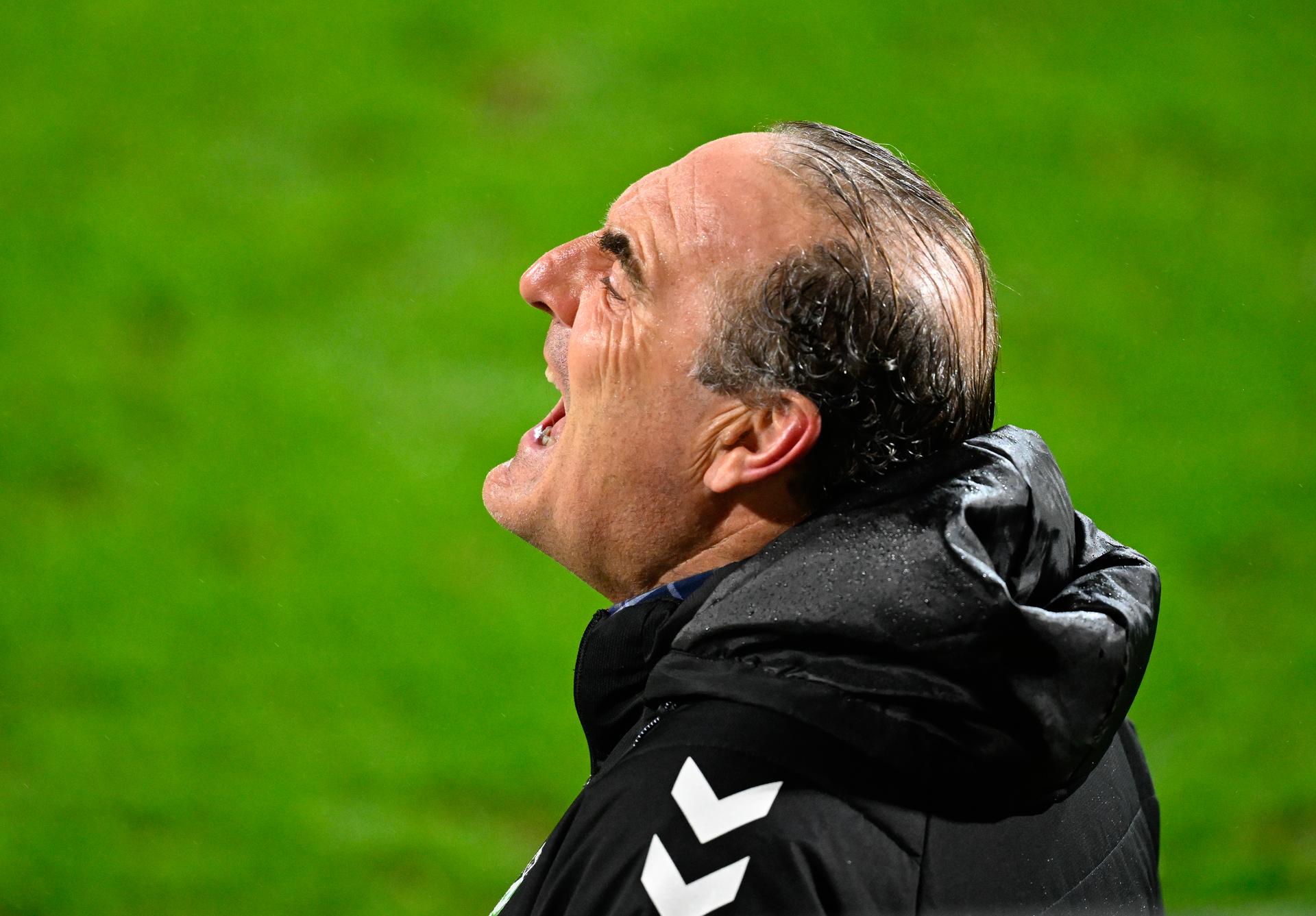 Francs Borains' head coach Yves Vanderhaeghe reacts during a soccer game between KAS Eupen and Royal Francs Borains, Saturday 21 February 2026 in Eupen, on day 26 of the 2025-2026 'Challenger Pro League' 1B second division of the Belgian championship. BELGA PHOTO JOHN THYS