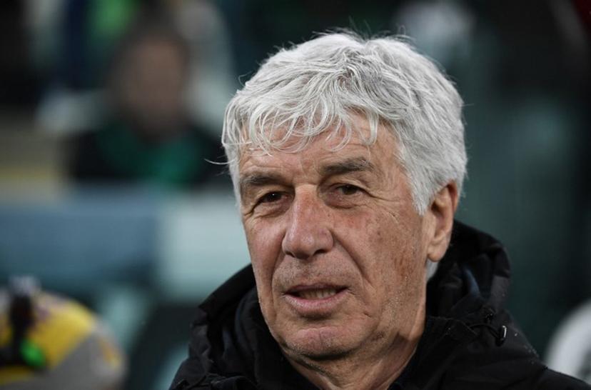 Atalanta's Italian coach Gian Piero Gasperini looks as he arrives prior to the Italian Serie A first division football match between Juventus and Atalanta at the Allianz stadium in Turin, northern Italy, on March 9, 2025.  Isabella BONOTTO / AFP