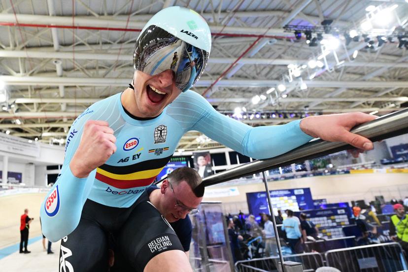Belgian Lowie Nulens celebrates his bronze medal in the men's Keirin final at the fifth and last day of the 2026 UEC Track Elite European Championships, in Konya, Turkey, Thursday 05 February 2026. The European Championships take place from 01 to 05 February 2026. BELGA PHOTO DIRK WAEM