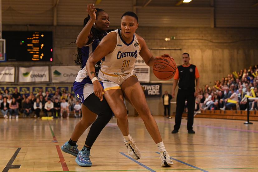 Mechelen's Annie Kibedi and Castors' Jaquaya Miller pictured in action during a basketball match between Royal Castors Braine and Kangoeroes Mechelen, Tuesday 22 April 2025, in Braine-l'Alleud, a 3rd leg best-of-3 game in the play-offs finals of the Women's Top Division Belgian basketball competition. BELGA PHOTO JILL DELSAUX
