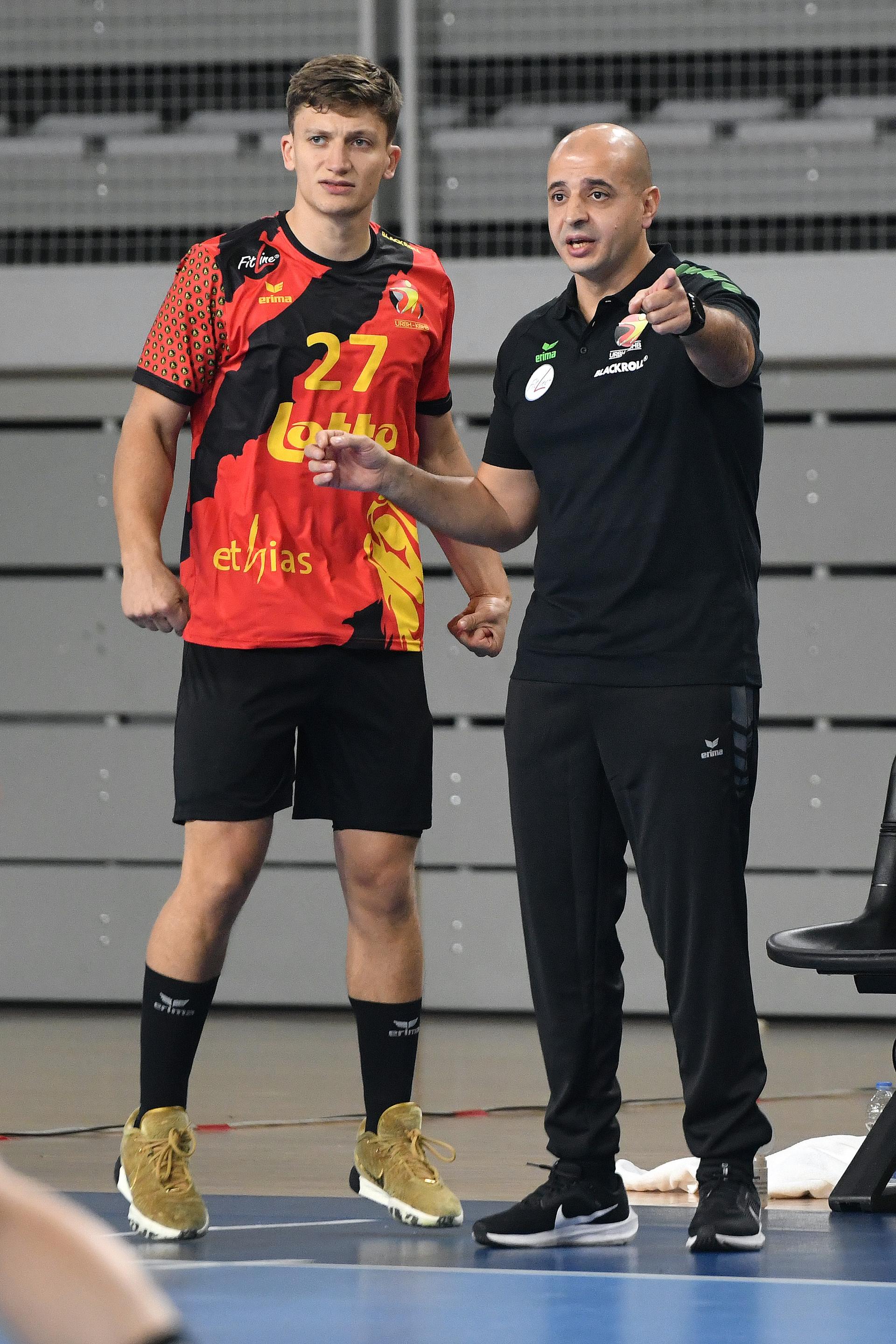 Head coach of Belgium Cherif Hamani talks to Louis Marchal of Belgium during the EHF EURO 2026 Qualifiers Phase 2 match between Croatia and Belgium at Arena Varazdin on November 7, 2024 in Varazdin, Croatia. Photo: Vjeran Zganec Rogulja/PIXSELL BENELUX ONLY