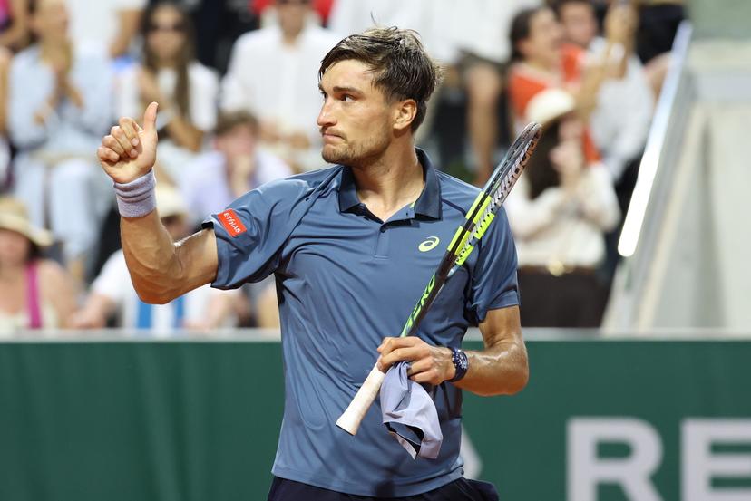 Belgian Raphael Collignon reacts as he lost in the super tie-break in the fifth set during a third round match between Italian Arnaldi and Belgian Collignon, in the men's singles at the Roland Garros French Open tennis tournament, in Paris, France, Saturday 30 May 2026. This year's tournament takes place from 18 May to 07 June. BELGA PHOTO VIRGINIE LEFOUR
