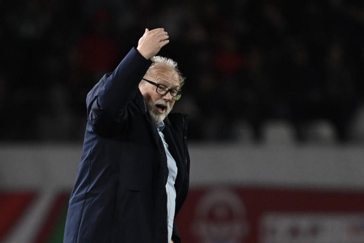 Mali's head coach Tom Saintfiet gestures during the Africa Cup of Nations (CAN) round of 16 football match between Mali and Tunisia at Mohammed V Stadium in Casablanca on January 3, 2026.  Paul ELLIS / AFP