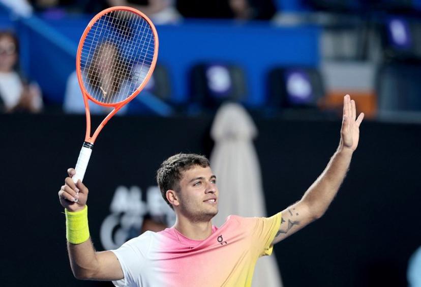 Italy's Flavio Cobolli celebrates after defeating Czech Republic's Jakub Mensik during the Ultimate Tennis showdown in Guadalajara, Jalisco state, Mexico on February 14, 2025.  Ulises Ruiz / AFP
