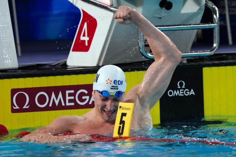 Neutral Athlete B's Egor Kornev celebrates winning the final of the men's 50m butterfly swimming event during the LEN European Aquatics Championships at the Olympic Aquatic Centre in Saint-Denis, northern suburbs of Paris, on August 11, 2026.  Dimitar DILKOFF / AFP