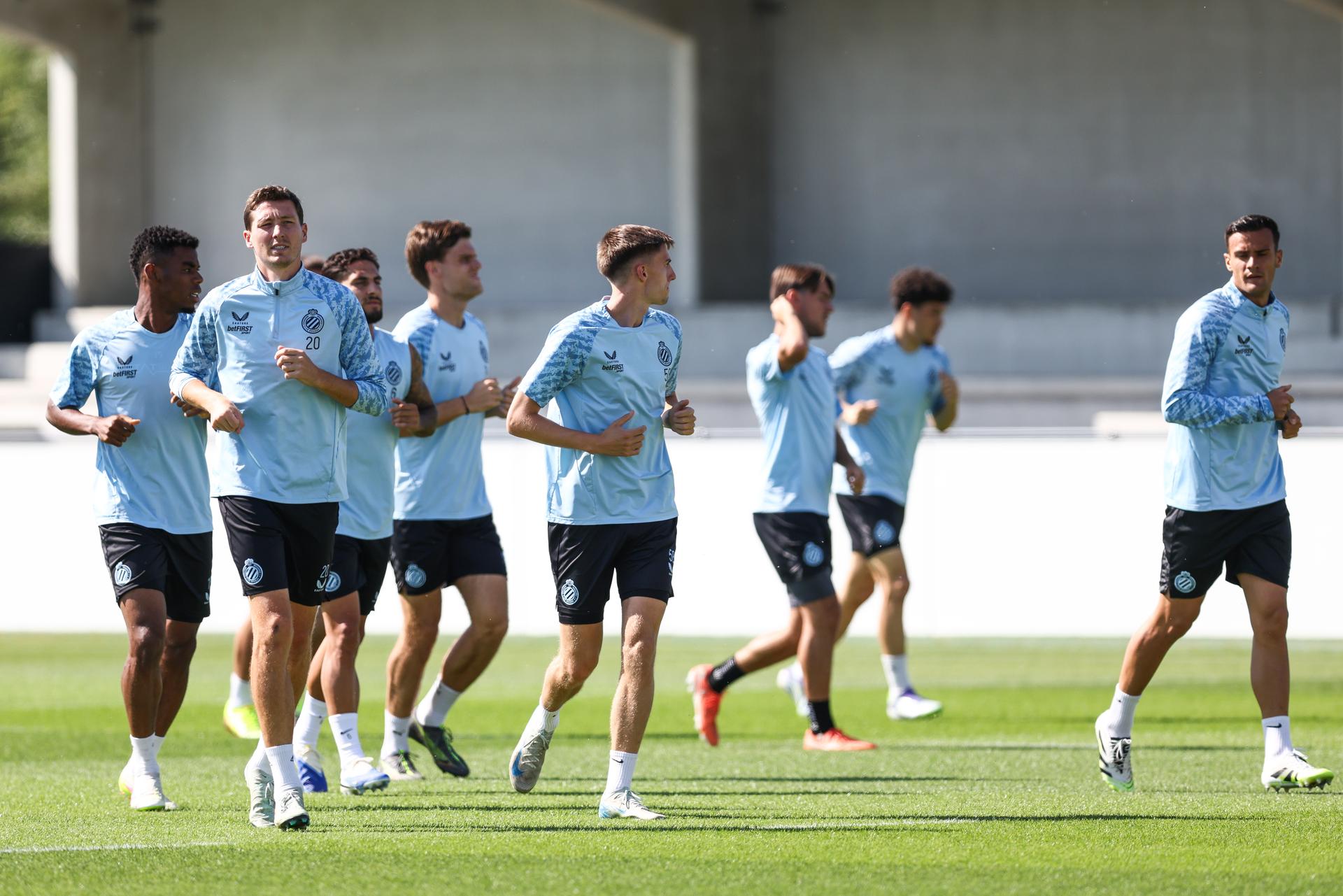Club's players pictured during a training session of the Belgian soccer team Club Brugge, on Monday 11 August 2025 in Brugge. The team will play tomorrow the second leg of the third qualifying round for the UEFA Champions League competition against Austrian team FC Salzburg. BELGA PHOTO BRUNO FAHY