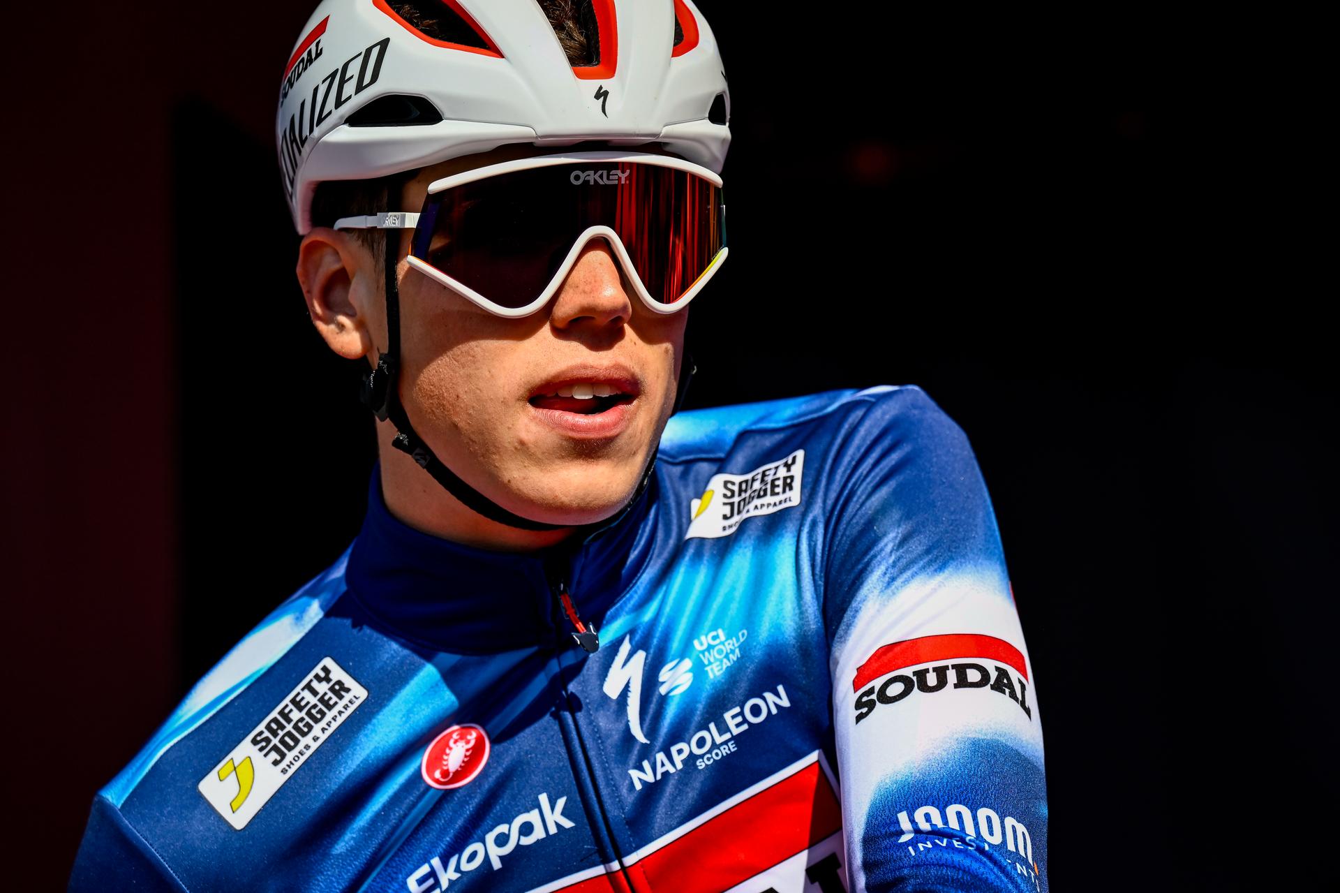 French Paul Magnier of Soudal Quick-Step pictured at the start of the men elite race of the 'Dwars Door Vlaanderen' cycling event, 184,2km from Roeselare to Waregem, Wednesday 02 April 2025. BELGA PHOTO DIRK WAEM