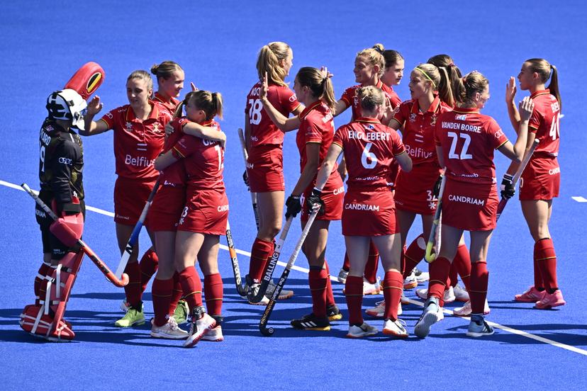 Belgium's Red Panthers talking to eachother before the start of a hockey game between Belgian national team Red Panthers and Spain, match 1/3 in the pool stage of the 2025 women's European championships, Sunday 10 August 2025 in Monchengladbach, Germany.  BELGA PHOTO ERIC LALMAND