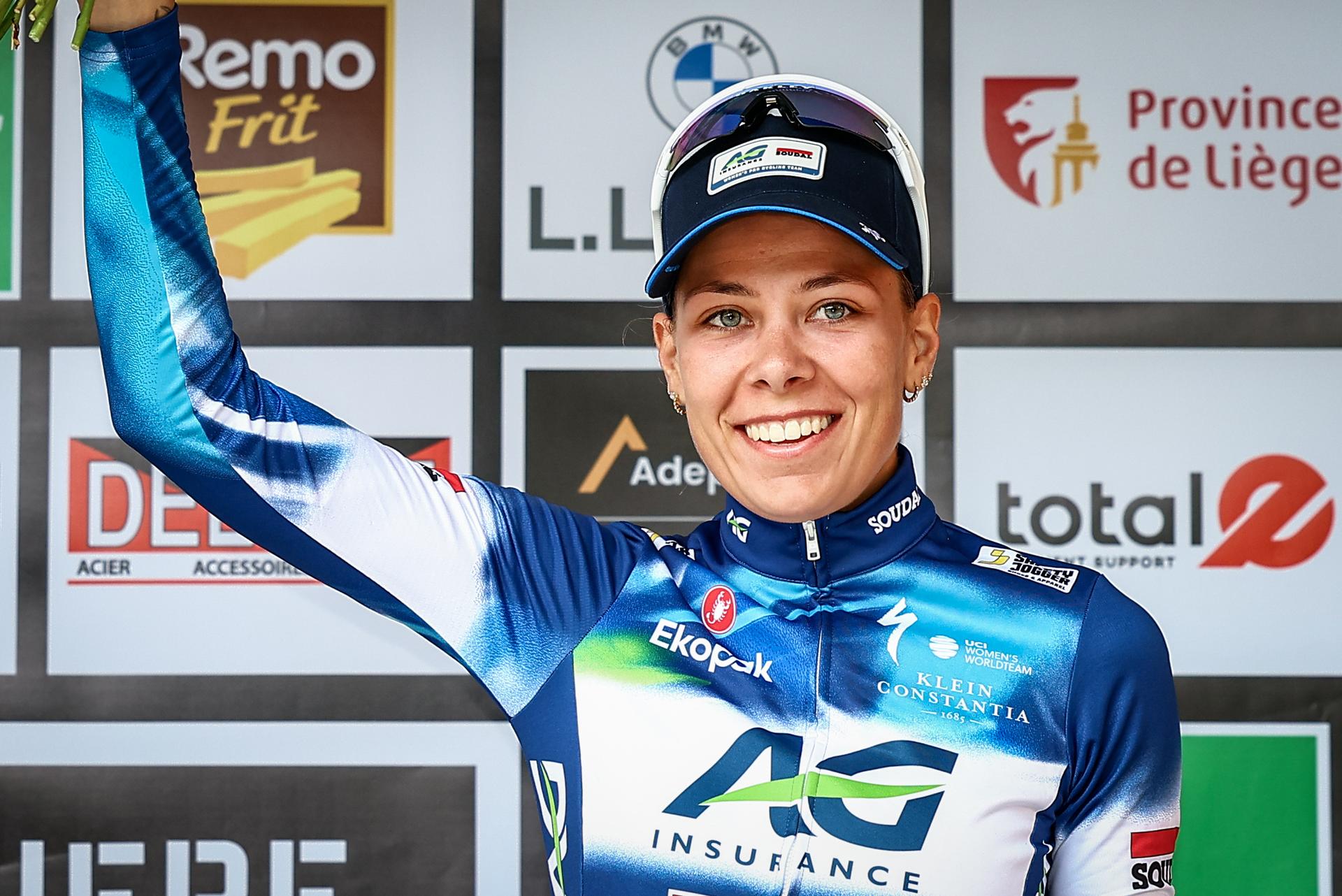Belgian Shari Bossuyt celebrates on the podium after winning the one day cycling race Grand Prix de Wallonie 2025 (128,7km), in Namur, on Wednesday 17 September 2025. BELGA PHOTO DAVID PINTENS