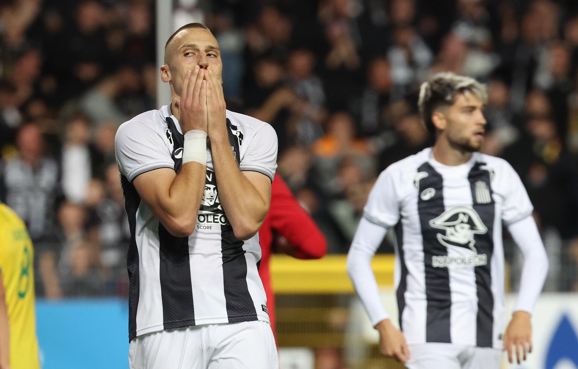 Charleroi's Nikola Stulic looks dejected during a soccer game between Belgian Sporting Charleroi and Swedish Hammarby Fotboll, on Thursday 31 July 2025 in Charleroi, the return leg of the 2nd qualifying round for the UEFA Conference League competition. The first leg resulted in a 0-0 draw. BELGA PHOTO VIRGINIE LEFOUR
