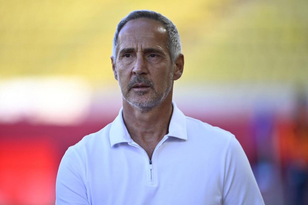 Monaco's Austrian head coach Adi Hutter looks on during the French L1 football match between AS Monaco and RC Strasbourg Alsace at the Louis II Stadium in the Principality of Monaco on August 31, 2025.  FREDERIC DIDES / AFP