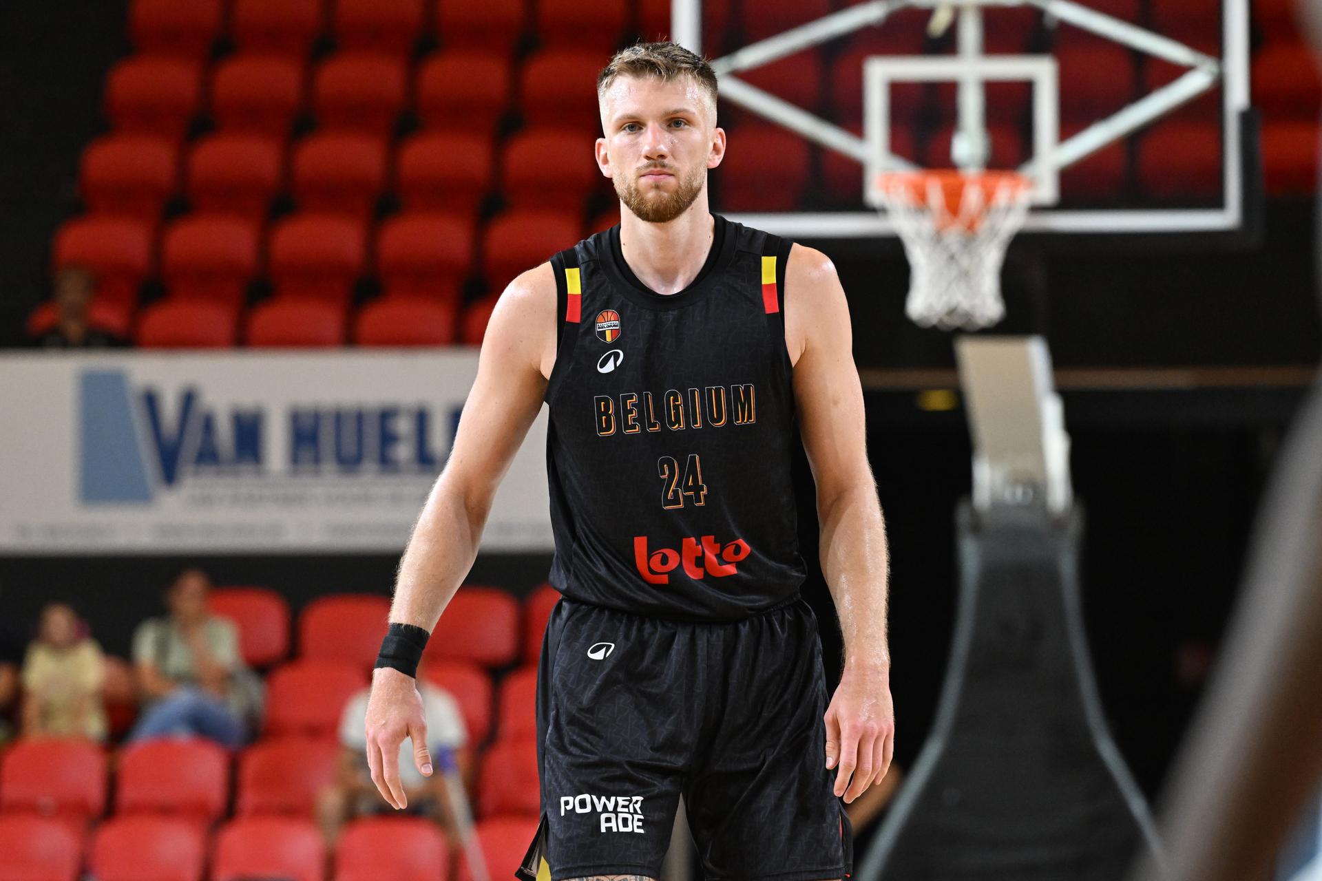 Belgium's Andy Vanvliet pictured during a basketball match between Belgium's national team Belgian Lions and Great Britain, Friday 15 August 2025 in Oostende, in a friendly tournament. BELGA PHOTO MAARTEN STRAETEMANS
