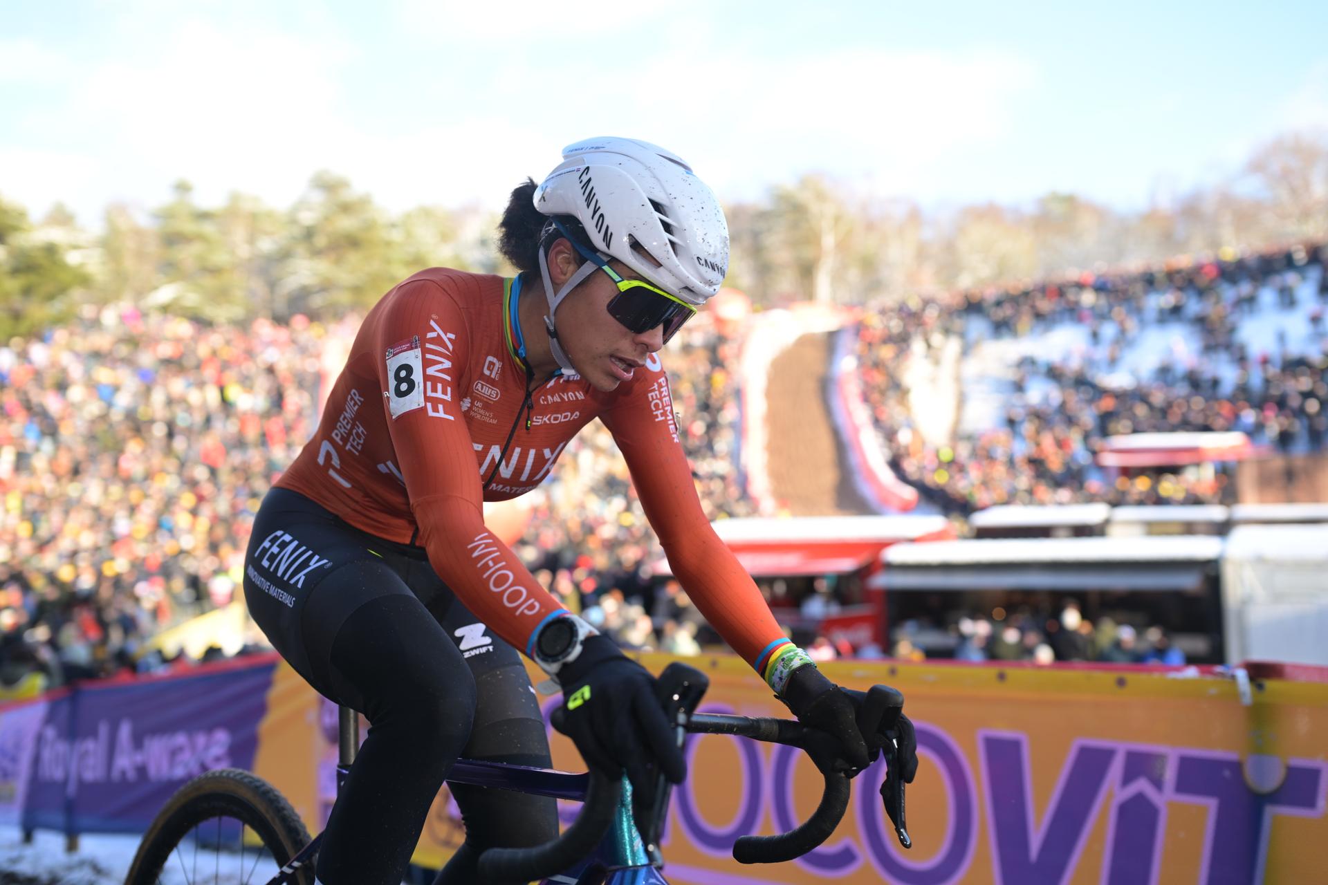 Dutch Ceylin Del Carmen Alvarado pictured in action during the women's elite race at the World Cup cyclocross cycling event in Zonhoven on Sunday 04 January 2026, stage 9 (out of 12) of the UCI World Cup competition. BELGA PHOTO DAVID PINTENS