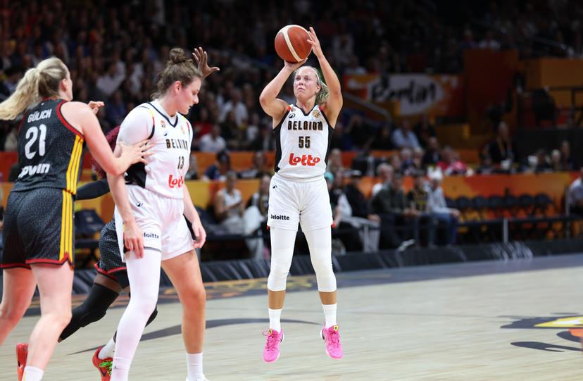 Belgium's Julie Allemand fights for the ball during a basketball game between Germany and Belgium national team Belgian Cats, a quarter final  game at the FIBA Women's Basketball World Cup, on Thursday 10 September 2026, in Berlin, Germany. The FIBA Women's Basketball World Cup takes place in Berlin from 4 to 13 September 2026. BELGA PHOTO VIRGINIE LEFOUR