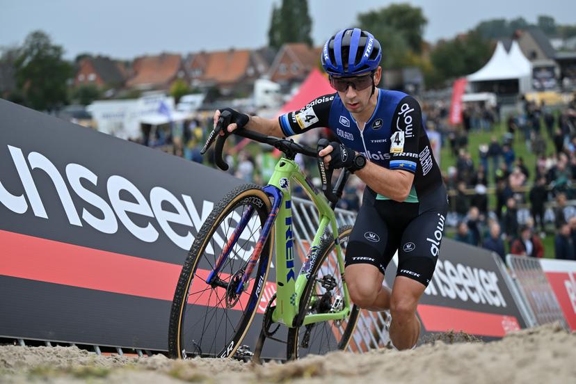 Dutch Lars Van Der Haar pictured in action during the men elite race of the Cyclocross Ruddervoorde, Sunday 19 October 2025 in Ruddervoorde, stage 1 (out of 7) of the Superprestige cyclocross cycling competition. BELGA PHOTO LUC CLAESSEN