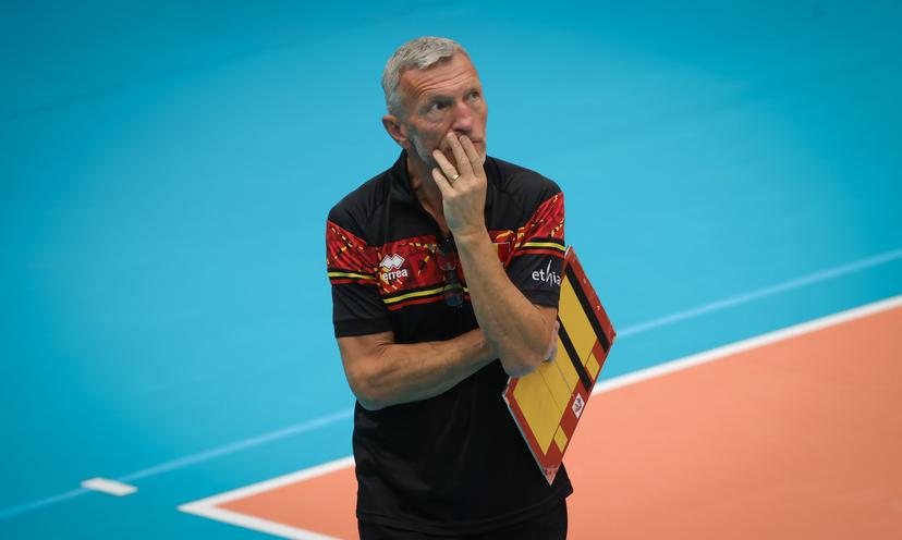 Belgium's head coach Emamuele Zanini looks dejected during a volleyball match between Belgium's national men's volleyball team, the Red Dragons, and the Ukrainian national men's volleyball team, match 3 (out of 6) in the League Round Pool B of the European Golden League men, in Beveren, Saturday 03 June 2023. BELGA PHOTO VIRGINIE LEFOUR