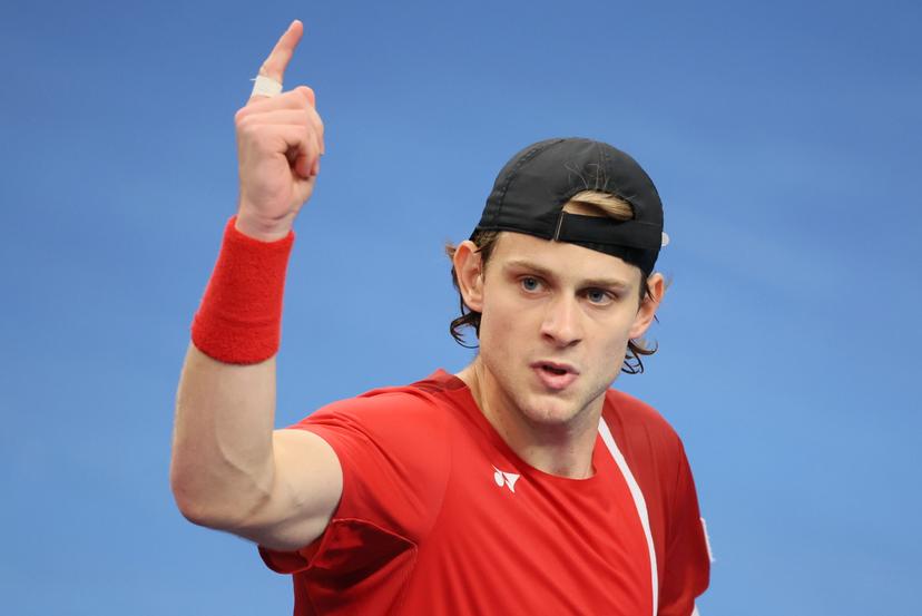 Belgian Zizou Bergs reacts during a game between Belgian Bergs and Chilean Barrios Vera, the first match in the Davis Cup qualifiers World Group tennis meeting between Belgium and Chile, Saturday 01 February 2025, in Hasselt. BELGA PHOTO BENOIT DOPPAGNE