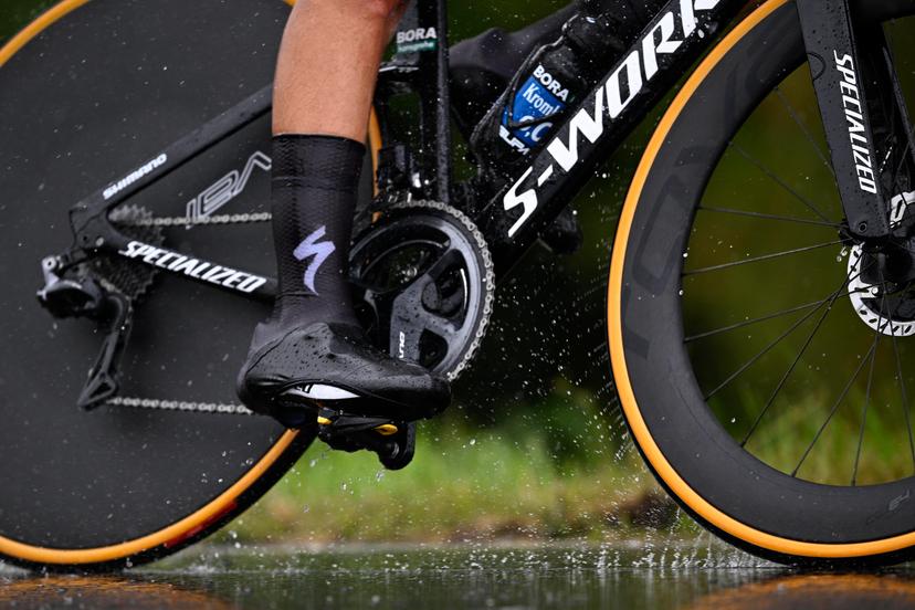 Illustration picture shows the rain during stage nine of the 2023 Giro D'Italia cycling race, an individual time trial from Savignano sul Rubicone to Cesena (35km), in Italy, Sunday 14 May 2023. The 2023 Giro takes place from 06 to 28 May 2023. BELGA PHOTO JASPER JACOBS