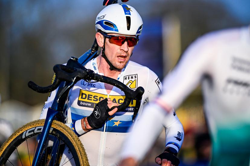 Belgian Toon Aerts pictured in action during the men elite race of the 'Plage Cross' cyclocross cycling event in Hofstade, stage 4/8 in the 'X20 Badkamers Trofee' competition, Monday 22 December 2025. BELGA PHOTO JASPER JACOBS