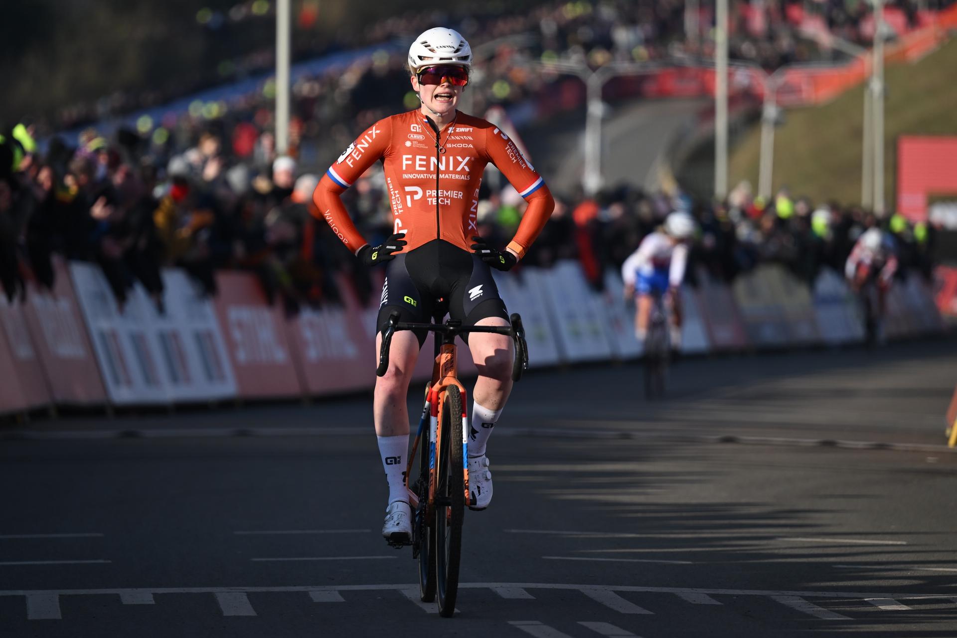 Dutch Puck Pieterse pictured crossing the finish line after wining the women's elite race at the World Cup cyclocross cycling event in Hoogerheide, Netherlands, stage 12 (out of 12) of the UCI World Cup cyclocross competition, Sunday 25 January 2026. BELGA PHOTO LUC CLAESSEN