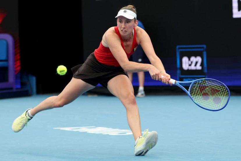 Belgium's Elise Mertens hits a return to Switzerland's Belinda Bencic during their women's singles semi-final match at the United Cup tennis tournament in Sydney on January 10, 2026.  DAVID GRAY / AFP