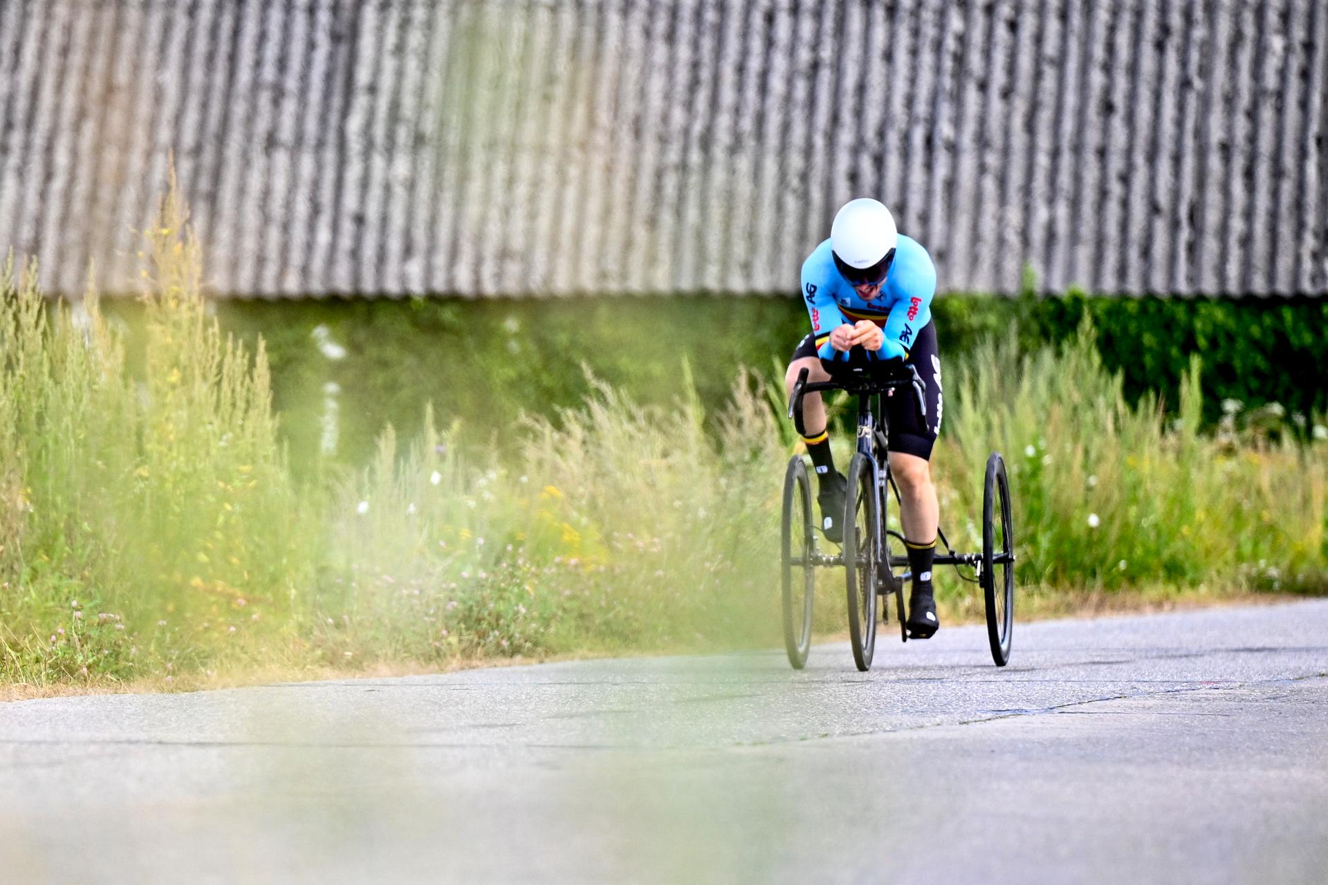 Belgium Tim Celen (MT2) pictured in action during the individual time trial at the UCI Para-cycling Road World Championships, Thursday 28 August 2025, in Ronse. The UCI Para-Cycling Road World Championships take place from 28 to 31 Augustus in Ronse. BELGA PHOTO JASPER JACOBS