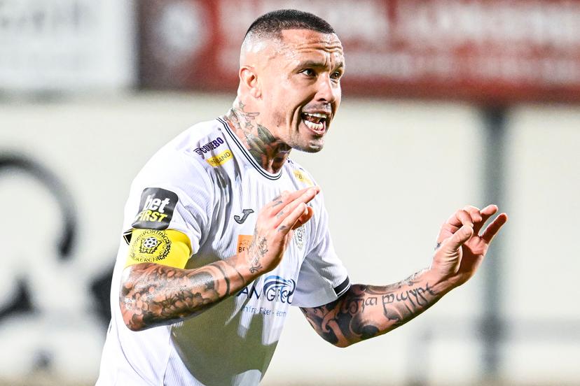 Lokeren's Radja Nainggolan reacts during a soccer game between KSC Lokeren and RFC Liege, Saturday 23 August 2025 in Beveren, on day 3 of the 2025-2026 'Challenger Pro League' 1B second division of the Belgian championship. BELGA PHOTO TOM GOYVAERTS