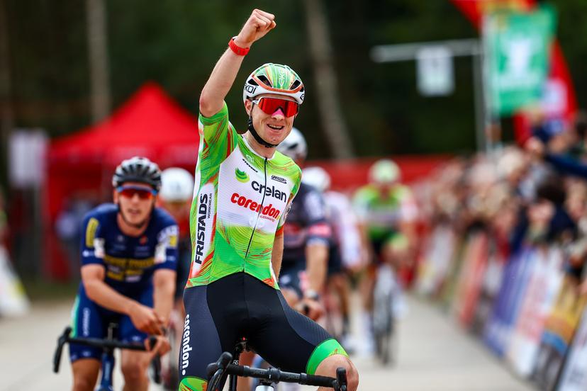 Belgian Toon Vandebosch celebrates as he crosses the finish line to win the men's elite race of the Exact Cross Essen, stage 2 (out of 7) in the Exact Cross cyclocross competition, Saturday 18 October 2025, in Essen. BELGA PHOTO DAVID PINTENS