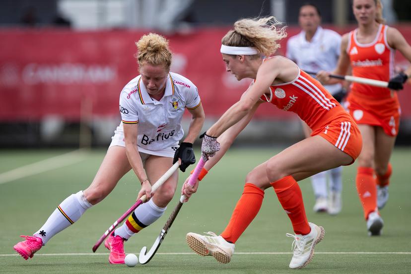 Belgium's Michelle Struijk and Netherlands' Yibbi Jansen pictured during a hockey game between Belgian national team Red Panthers and The Netherlands, match 15/16 in the group stage of the 2025 women's FIH Pro League, Saturday 28 June 2025 in Antwerp. BELGA PHOTO KRISTOF VAN ACCOM