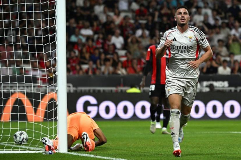 Benfica's Croatian defender #09 Franjo Ivanovic celebrates scoring his team's first goal during the UEFA Champions League 3rd round first leg football match between OGC Nice and SL Benfica at the Allianz Riviera Stadium in Nice, south-eastern, on August 6, 2025.  Miguel MEDINA / AFP