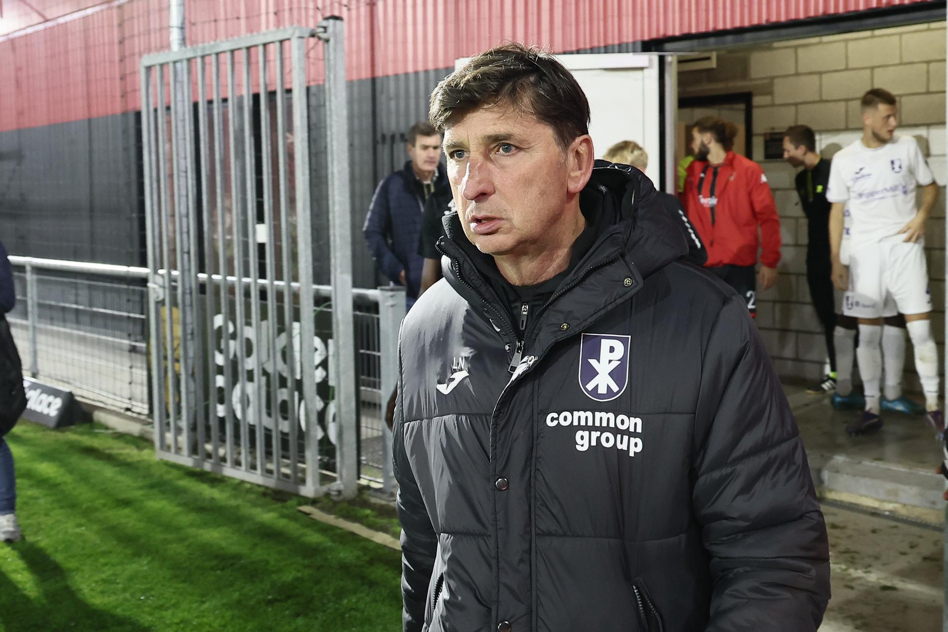 Patro Eisden's assistant coach T3 Luc Nilis pictured before a soccer match between RFC Seraing and Patro Eisden Maasmechelen, in Seraing, on day 9 of the 2024-2025 season of the 'Challenger Pro League' second division of the Belgian championship, Friday 25 October 2024. BELGA PHOTO BRUNO FAHY