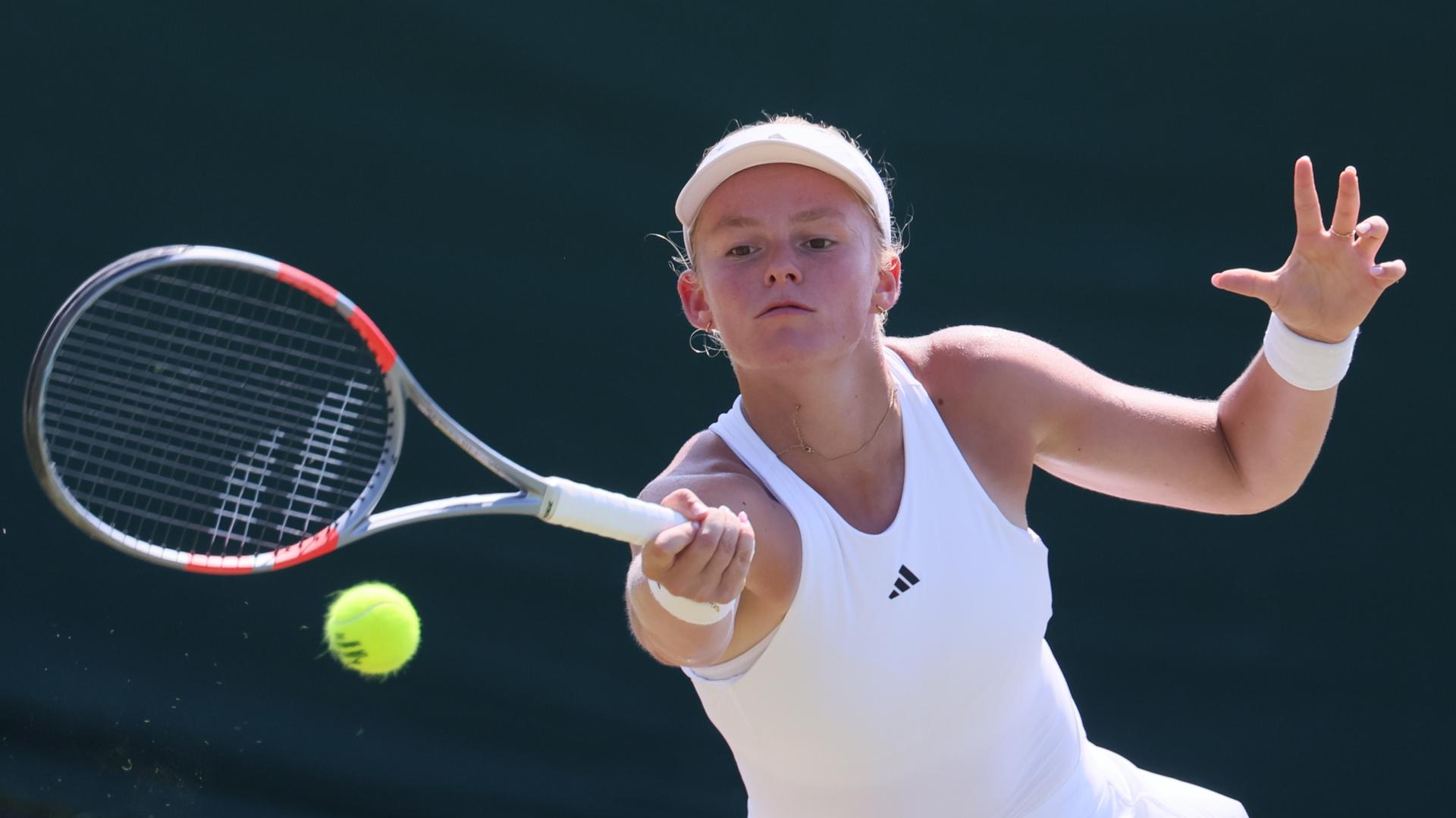 Belgian Jeline Vandromme pictured in action during a tennis match against Georgian Bolkvadze, a qualifier for the women's singles at the Wimbledon grand slam tennis tournament in London, Britain, Thursday 25 June 2026. The main tournament is starting next Monday. BELGA PHOTO BENOIT DOPPAGNE