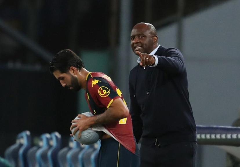 Genoa's French coach Patrick Vieira gestures from the sidelines during the Italian Serie A football match between SSC Napoli and Genoa CFC at the Diego Armando Maradona Stadium on October 5, 2025.   CARLO HERMANN / AFP