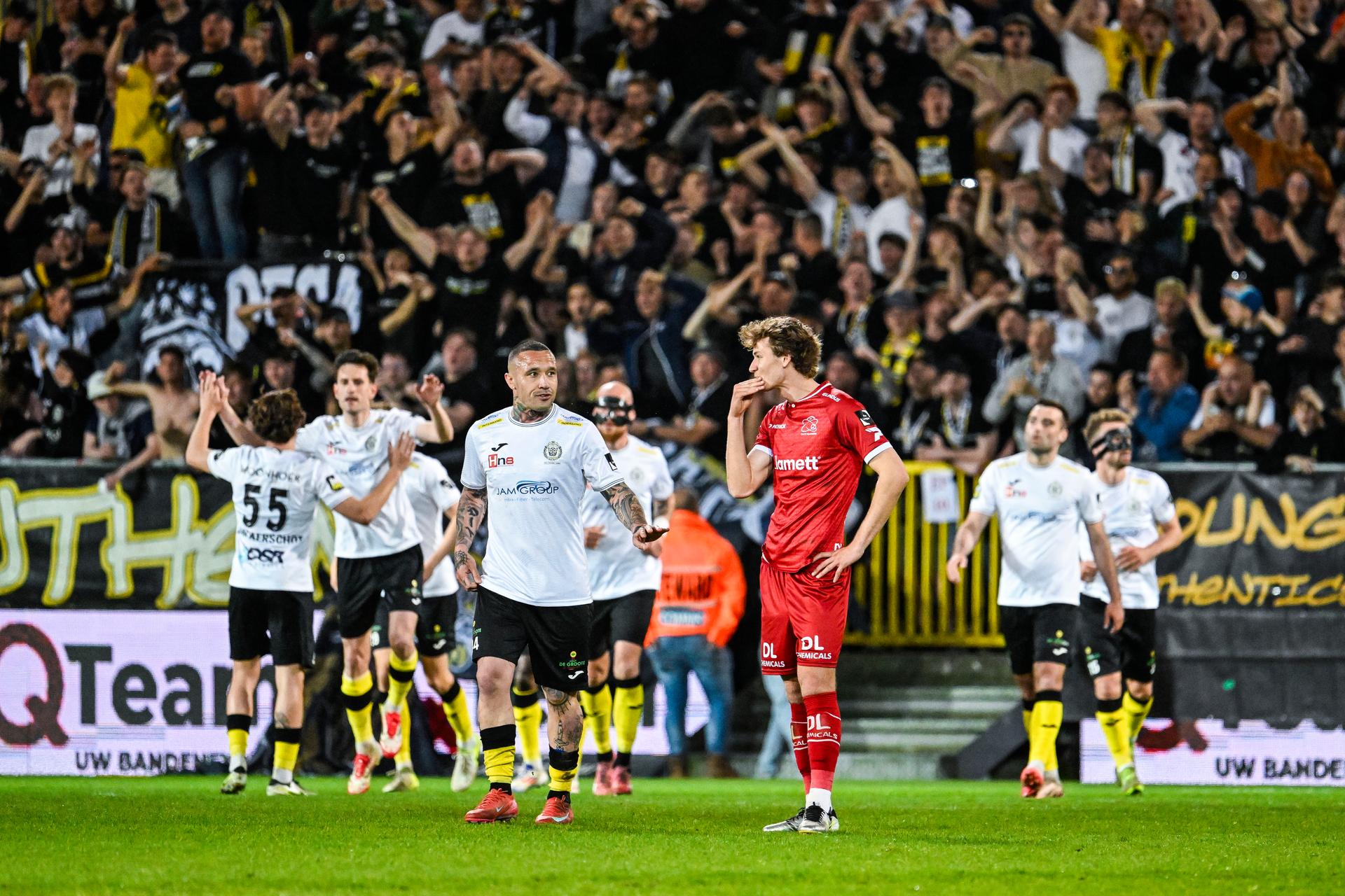Essevee's Lukas Willen looks dejected during a soccer match between KSC Lokeren-Temse and Zulte Waregem, Saturday 12 April 2025 in Lokeren, on day 29 of the 2024-2025 'Challenger Pro League' 1B second division of the Belgian championship. BELGA PHOTO TOM GOYVAERTS