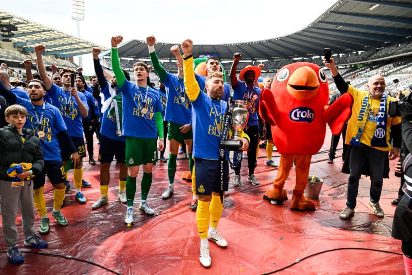 Union's Guillaume Francois celebrates with the cup after winning a soccer game between Royale Union Saint-Gilloise and RSC Anderlecht, Thursday 14 May 2026 in Brussels, the final of the 'Croky Cup' Belgian soccer cup. BELGA PHOTO TOM GOYVAERTS