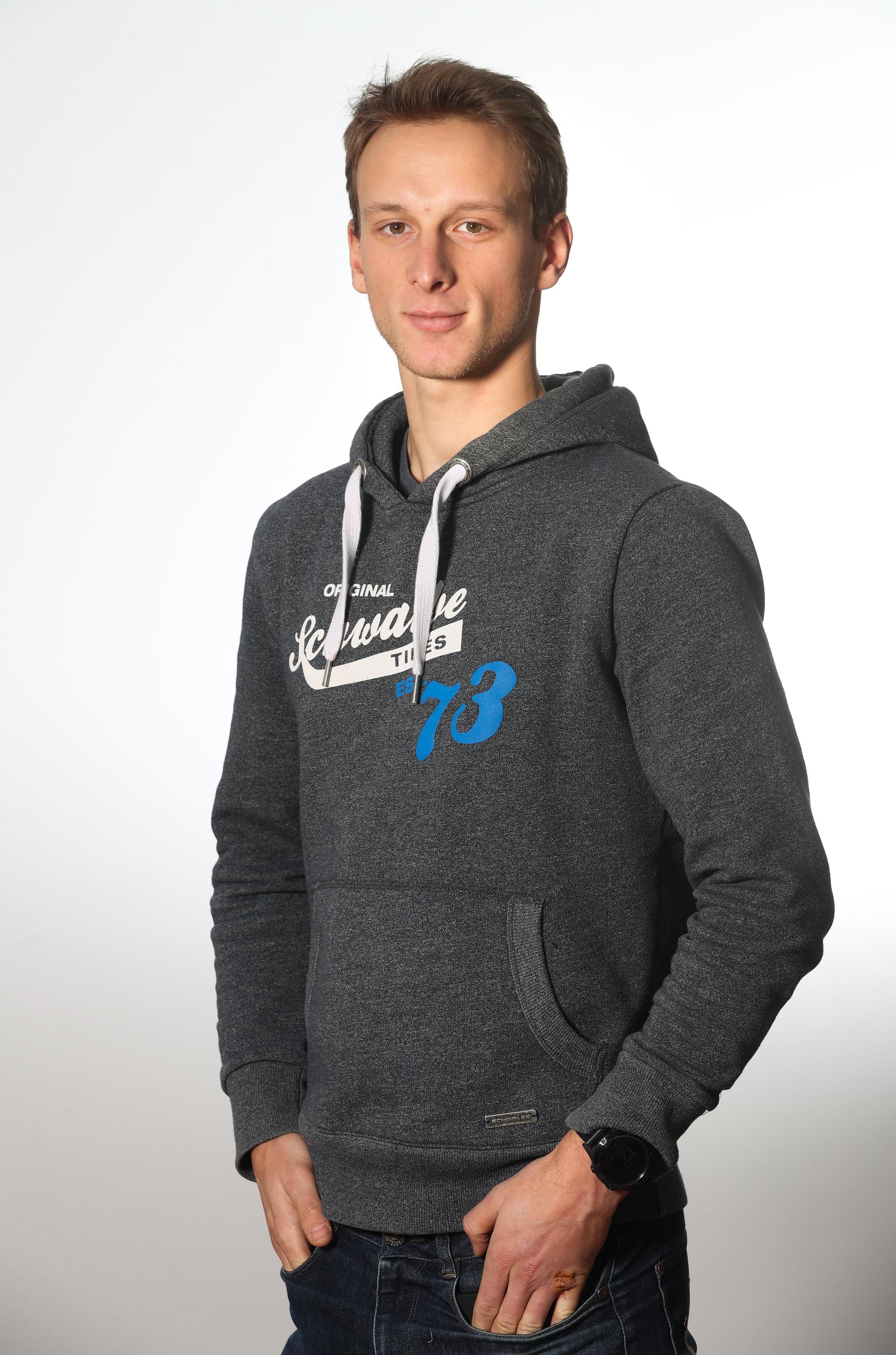 Martin Maes poses for the photographer at the presentation of sportswomen and -men with an elite sports contract of Adeps, the sports ministry of the Federation Wallonia - Brussels in on Tuesday 29 January 2019 in Brussels. BELGA PHOTO VIRGINIE LEFOUR