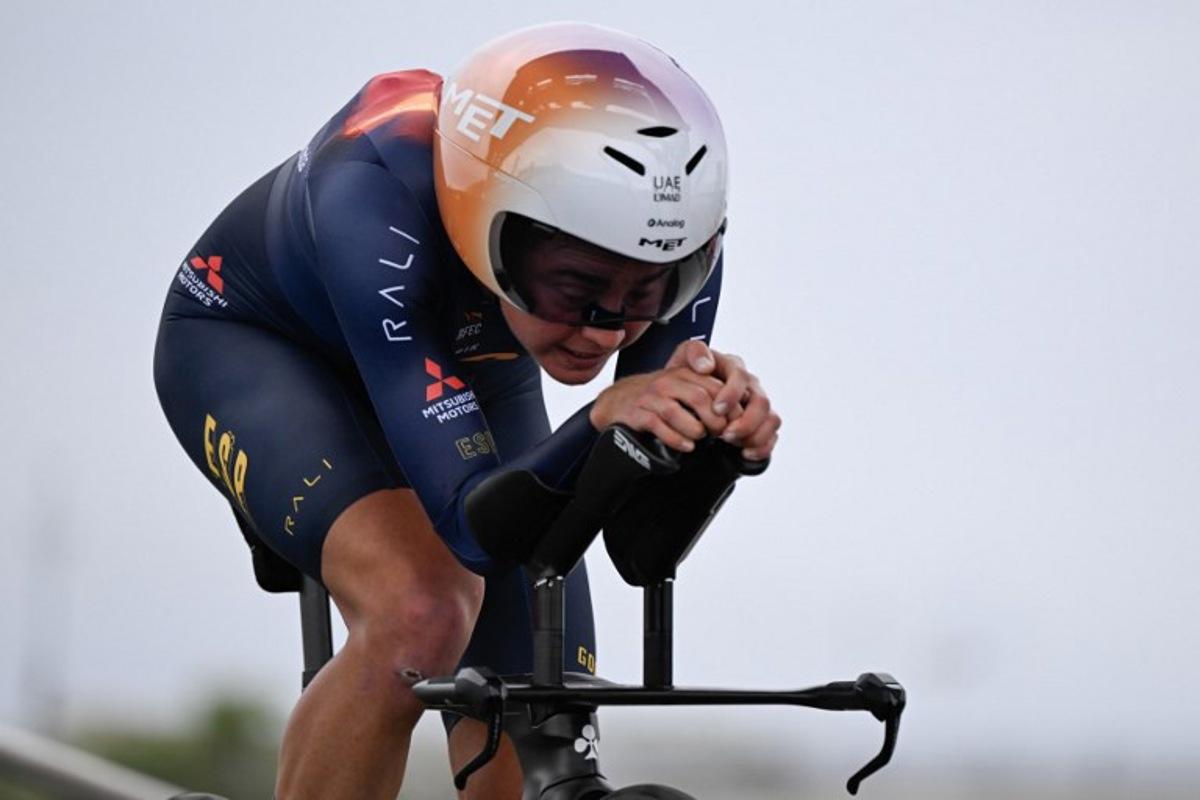 Spain's Paula Blasi competes during the 2026 Union Cycliste Internationale (UCI) Road World Championships in Montreal, Quebec, on September 20, 2026.  Andrej Ivanov / AFP