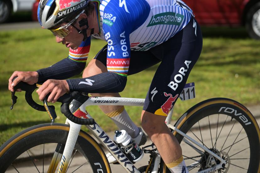 Belgian Remco Evenepoel of Red Bull-BORA-hansgrohe pictured in action during the men's race of the 'Ronde van Vlaanderen/ Tour des Flandres/ Tour of Flanders' UCI WorldTour one day cycling race, 278 km from Antwerp to Oudenaarde, Sunday 05 April 2026. BELGA PHOTO DAVID PINTENS