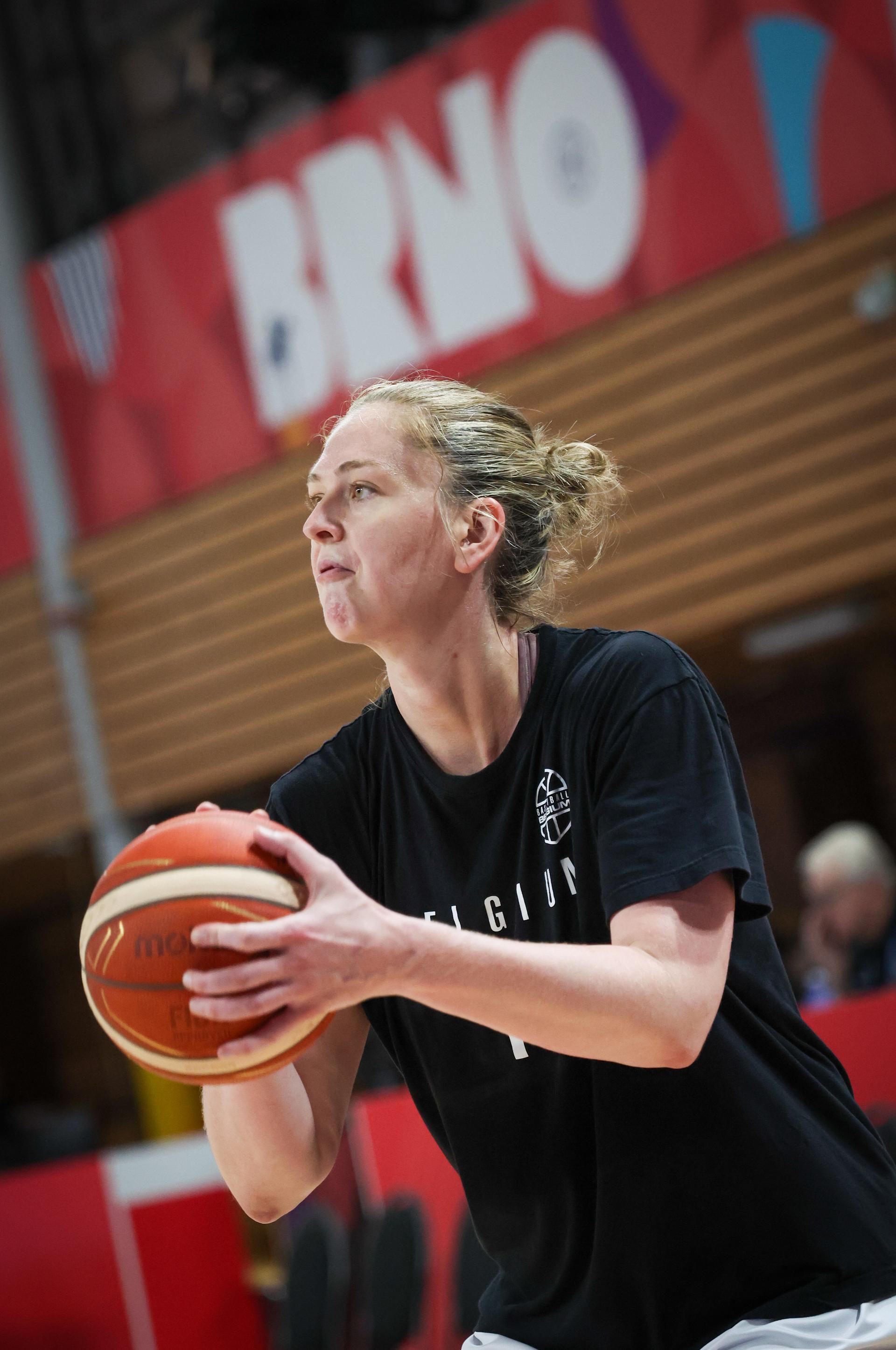 Belgium's Emma Meesseman pictured in action during a training of the Belgian national women team 'the Belgian Cats', in Brno, Czech Republlic, on Wednesday 18 June 2025, at the FIBA Women's EuroBasket 2025. BELGA PHOTO VIRGINIE LEFOUR