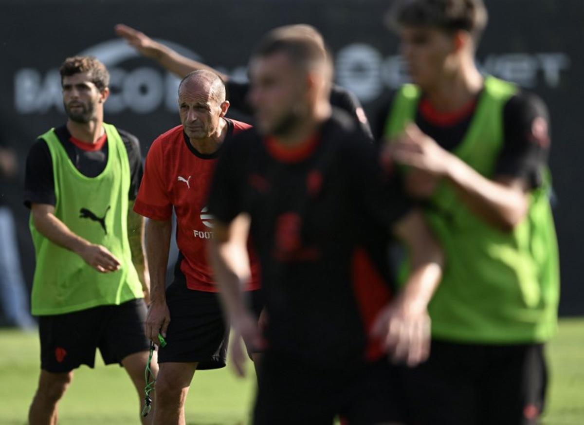 AC Milan's Italian new coach Massimiliano Allegri attends a training session at The Milanello Sports Centre at Carnago, north-west of Milan on July 7, 2025.  Stefano RELLANDINI / AFP