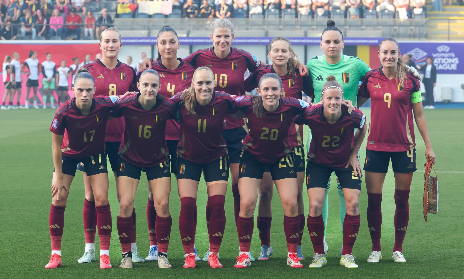 Red Flames players pictured at the start of a soccer game between the national teams of Belgium (Red Flames) and Spain, on the fifth matchday in group A3 of the 2024-25 Women's Nations League competition, on Friday 30 May 2025 in Heverlee, Leuven. BELGA PHOTO VIRGINIE LEFOUR