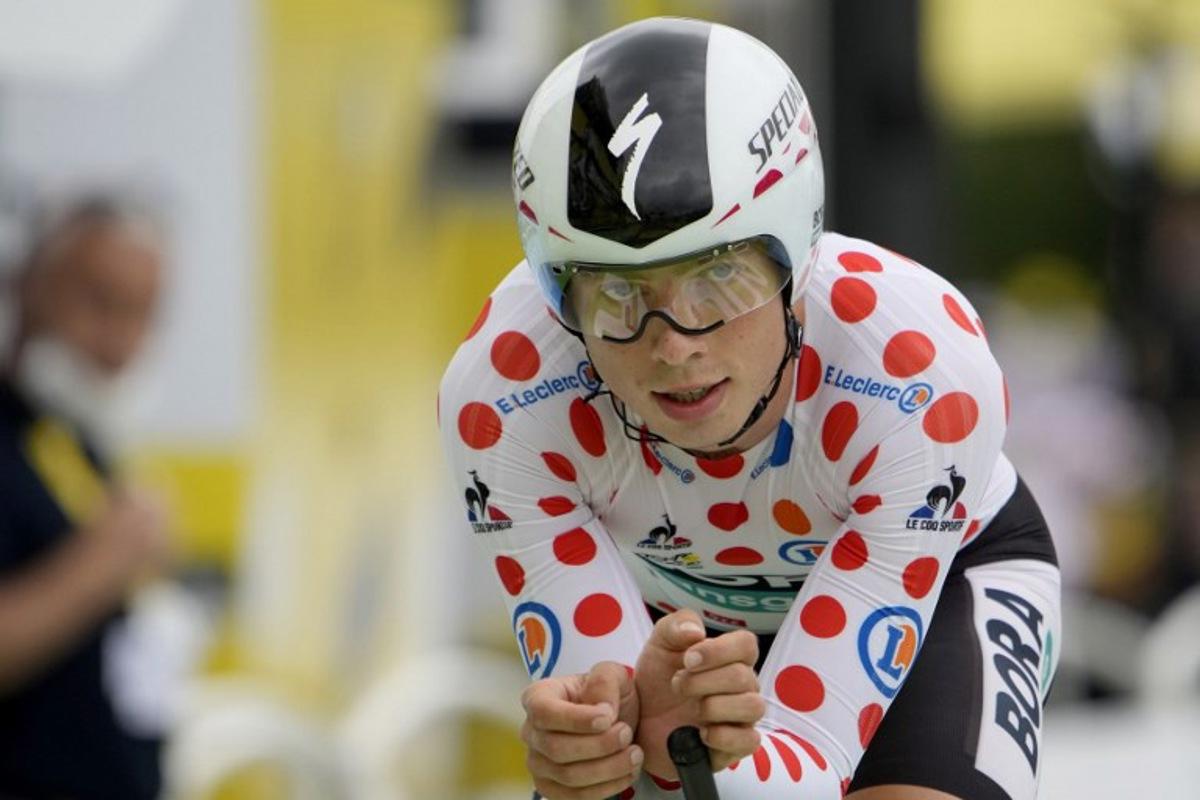 Team Bora Hansgrohe's Ide Schelling of Netherlands crosses the finish line of the 5th stage of the 108th edition of the Tour de France cycling race, a 27 km time trial between Change and Laval, on June 30, 2021.  Christophe Ena / POOL / AFP